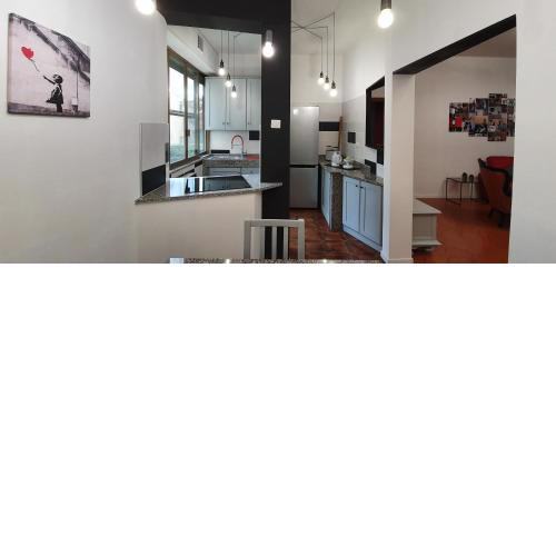 2 bed flat Centre & Stadio free parking