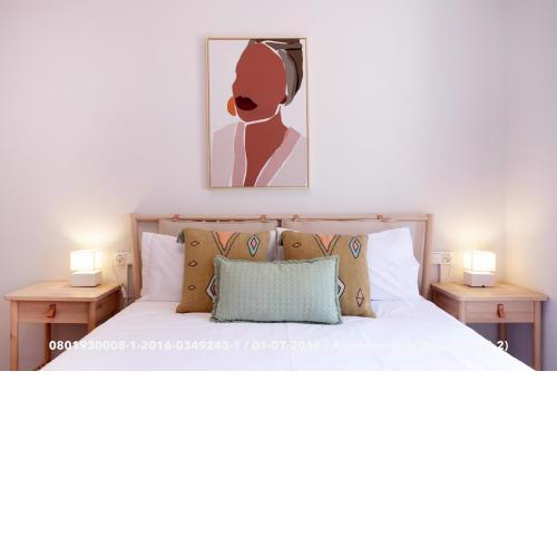 22PAR474 Newly refurbished 2bed apartment in Paral