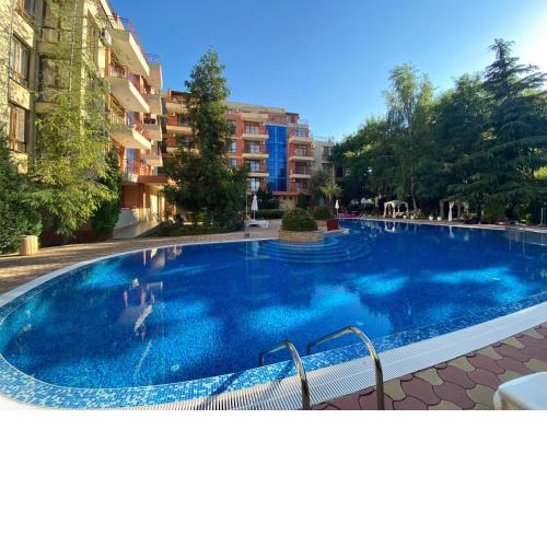 Anita Apartment C11
