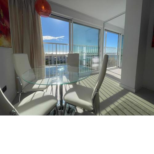APARTAMENTO DELFIN - 2 DORMITORIOS PRIMERA LINEA DE PLAYA - HI NERJA