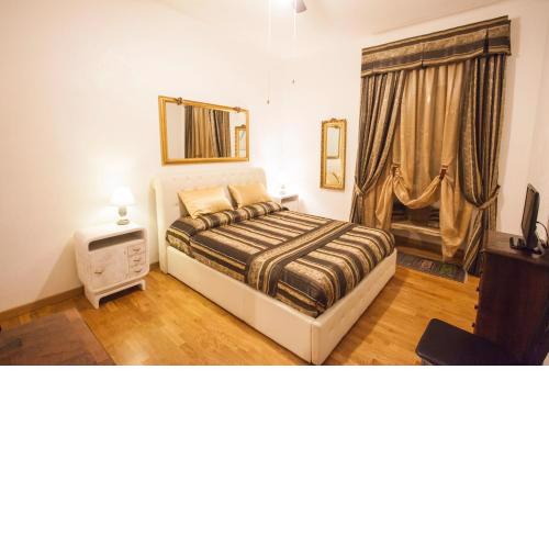 B&B Ibiscus