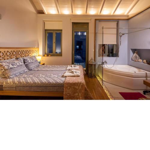 BLUE MOON SUITE