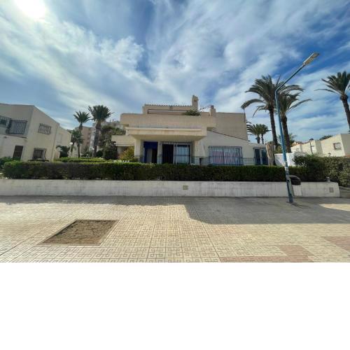 Bungaló primera línea Playa