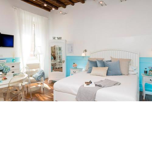 Capo Le Case, Romantic Flat near Spanish Steps