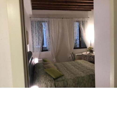 Carina House