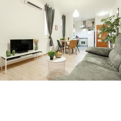 Comfortable 3BD in Poblenou next to the beach!