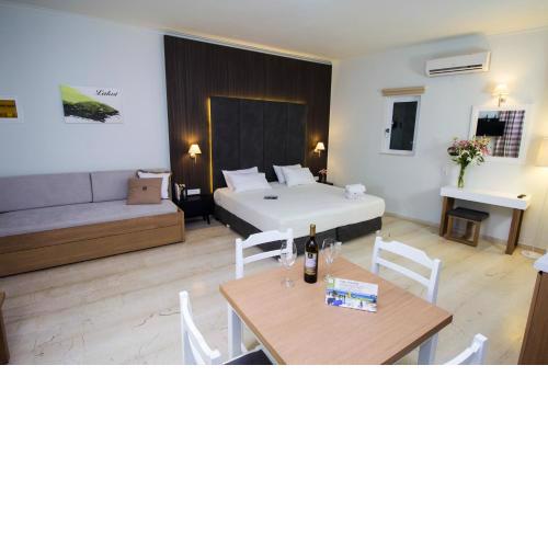 Elia Stalos Apartments
