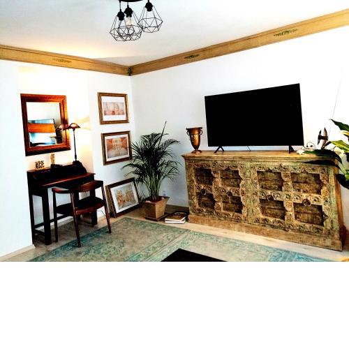 Entrez Apartment 1