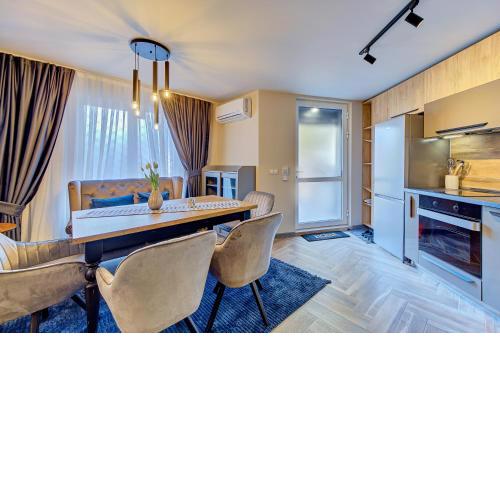 Global Deluxe Apartment
