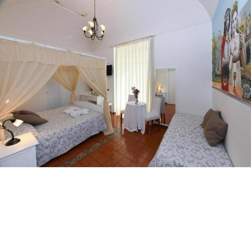 Hotel Antica Repubblica in centro storico a 100mt dal mare