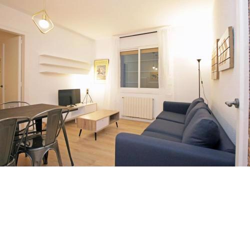 Ideal 4 bedroom in Eixample fully equipped.