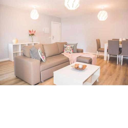 Luminoso Apartamento 3hab en Pedregalejo Playa