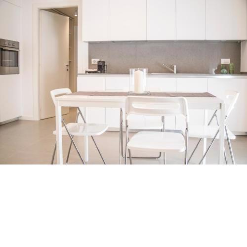 Luxury apt in Moscova (Gym+parking+private office)