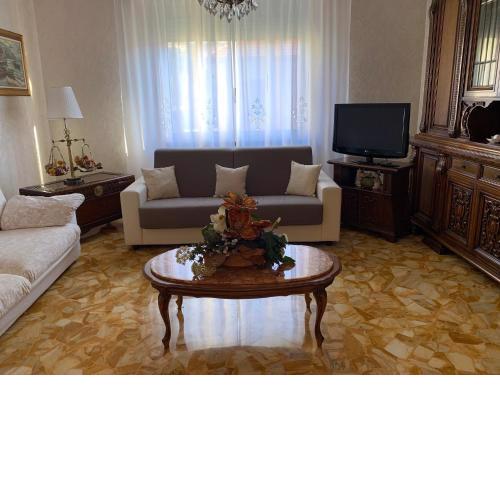 MAISON IVA & GIO' OLD STYLE