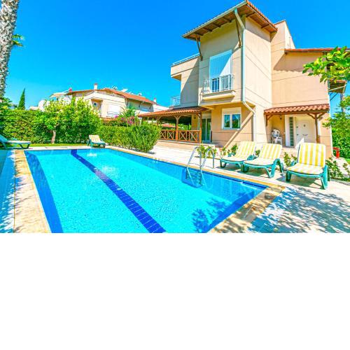 Paradise Town Villa Gordon