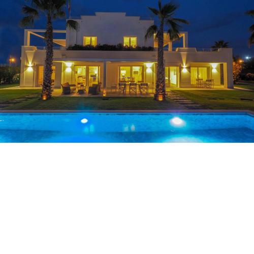 PORTOVERDE BEACH VILLA 12, Emma Villas
