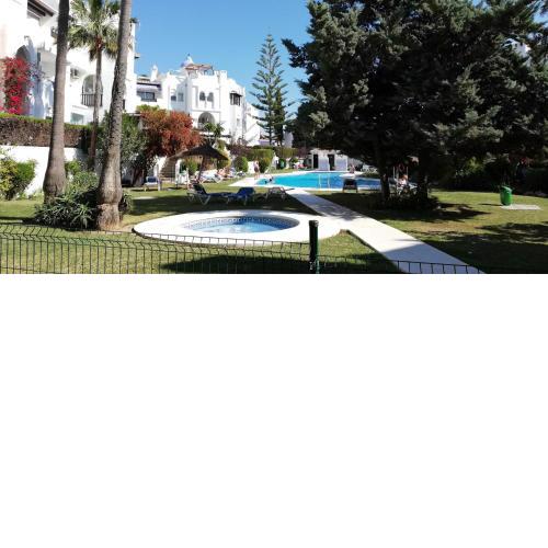 Resort Calahonda Garden-Medina del Zoco Beach