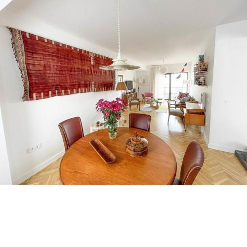 SOHO 2 bedrooms apt NEXT TO THE BEACH