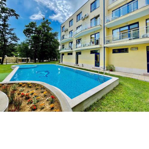 Solei Apartments