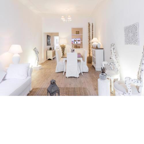 Spanish Steps 52 Luxury