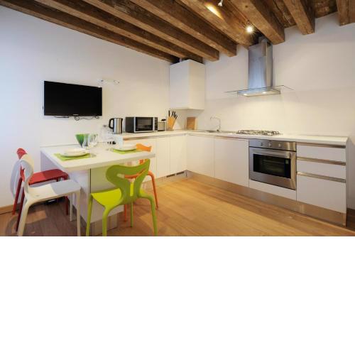 The Lion's House APT1