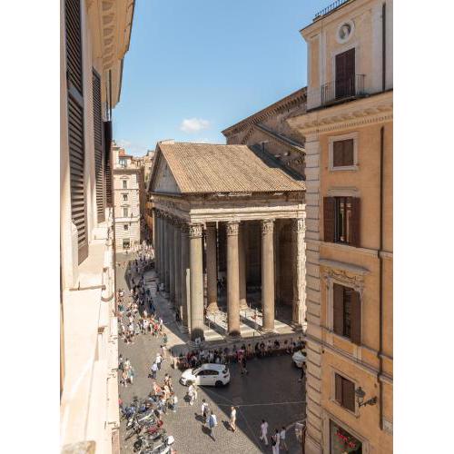 The Pantheon Terrace Experience