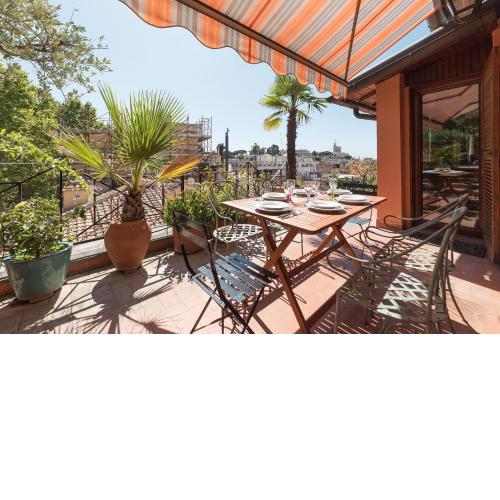 The Spanish Steps Grand Penthouse